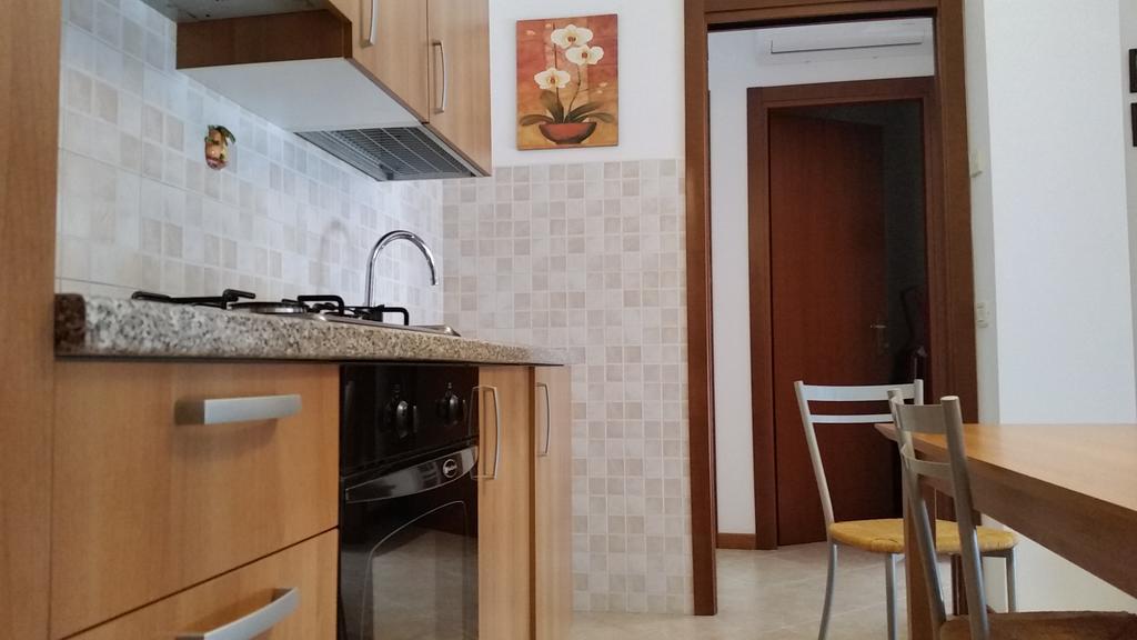 Bilocale Via Imola 4 Apartment Verona Ngoại thất bức ảnh