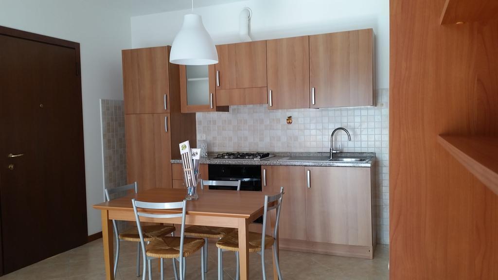 Bilocale Via Imola 4 Apartment Verona Ngoại thất bức ảnh